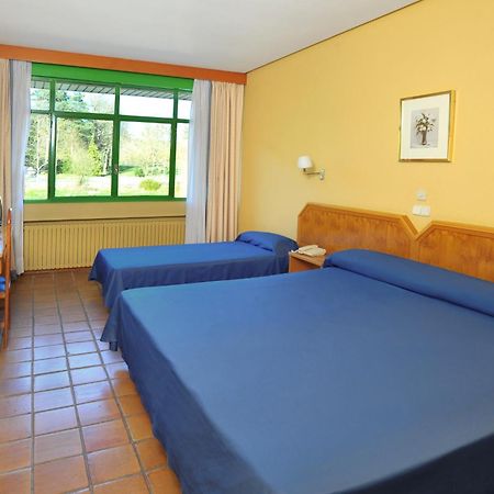 As Hoteles Altube Zuia Quarto foto